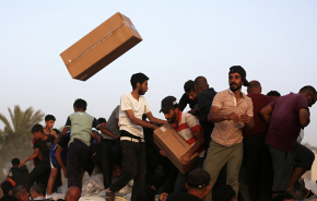 Food trucks looted in Gaza